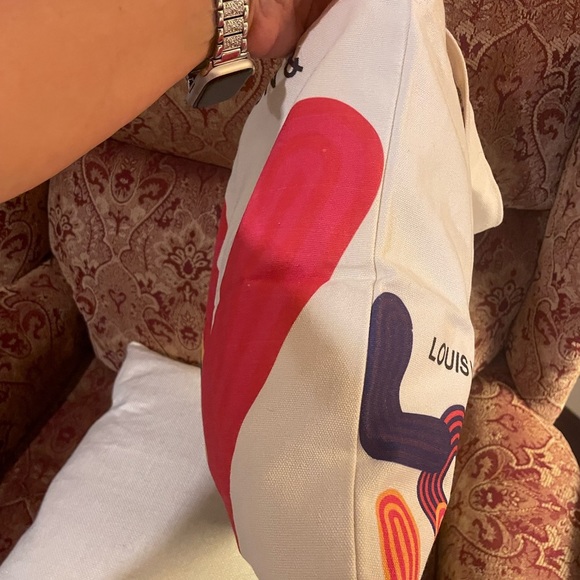 - LV CANVAS TOTE - Picture 5 of 7